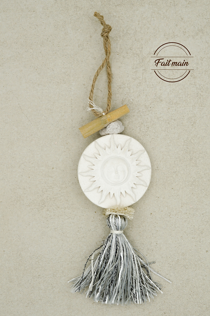 copy of TRESSE COEUR BLANC FLEUR DE COTON BOULE LAVANDE-MEDAILLON CIGALE PLATRE