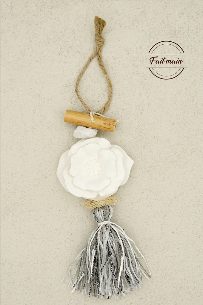 copy of TRESSE COEUR BLANC FLEUR DE COTON BOULE LAVANDE-MEDAILLON CIGALE PLATRE